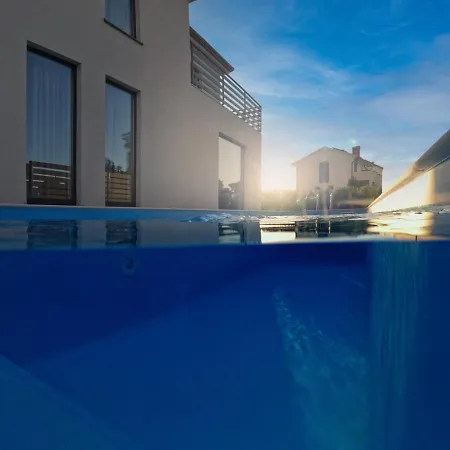 Marcante Designer Family With A Pool * Porec